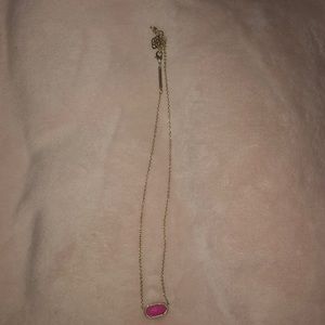 Kendra Scott necklace